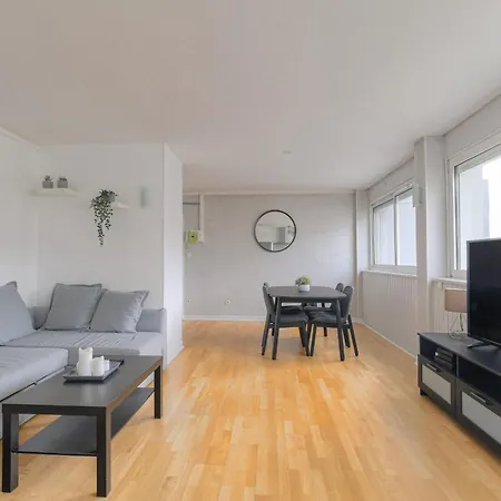 Lumineux Et Calme Avec Parking Gratuit Apartment *